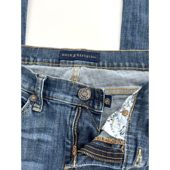 Rock & Republic Kasandra Jeans Size 6S Dark Distressed Bootcut Western - Picture 2 of 9